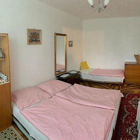 Cely Byt Zelnava Apartment Bagian luar foto